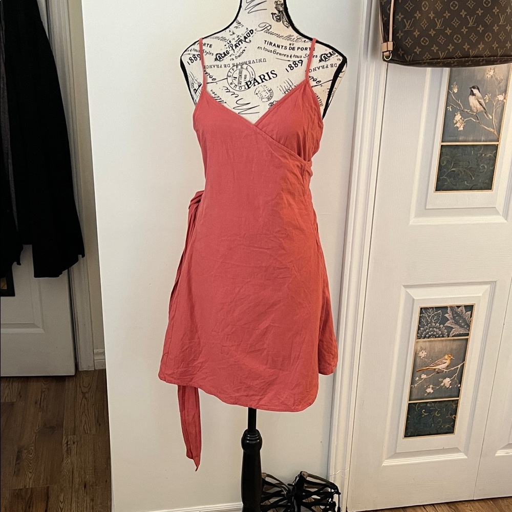 💗Billabong Coral Mini Wrap Dress